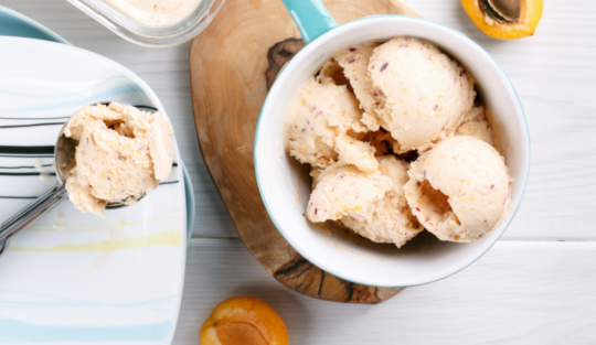 5 rețete de înghețată de casă cu care să te răcorești vara aceasta