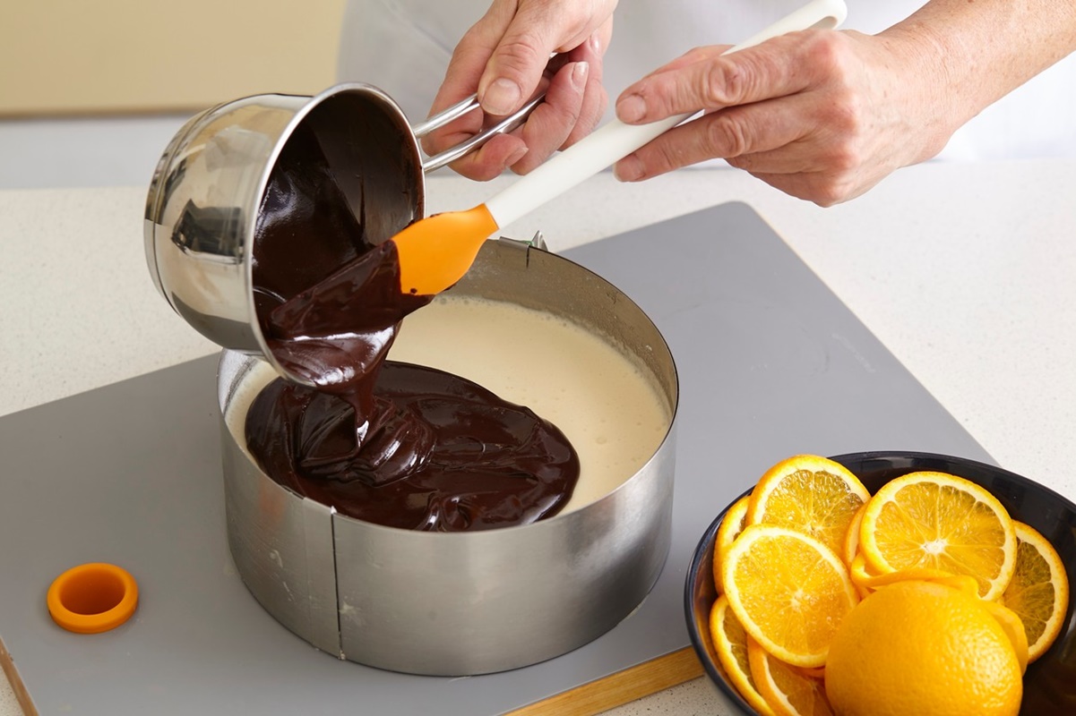 Glazură de ciocolată cheesecake cu aromă intensă de portocale