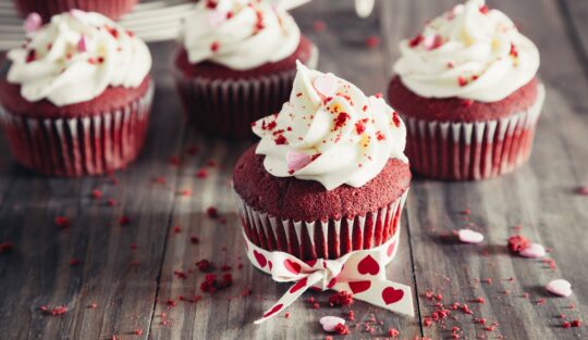 Red Velvet Cupcakes pentru Valentine’s Day